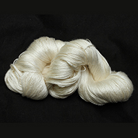 Image of undyed yarn